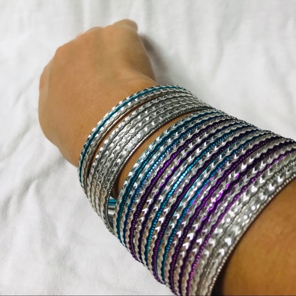 Colorful bangles set of 18 - Picture 4 of 8